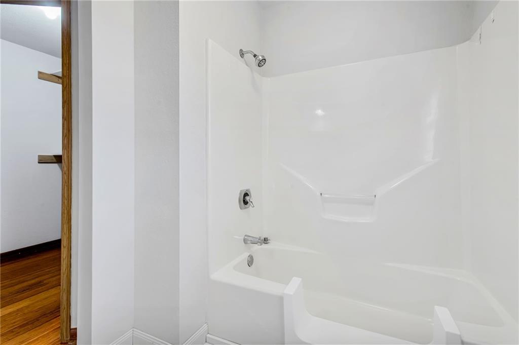 605 East Maple Street Archie, MO 64725 - Photo 25 of 39