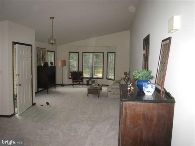 503 Coover Road Annapolis, MD 21401 - Photo 23 of 30 Entrance / Foyer