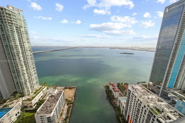 $4,600 | 460 Northeast 28th Street, Unit 3904, Miami, FL 33137