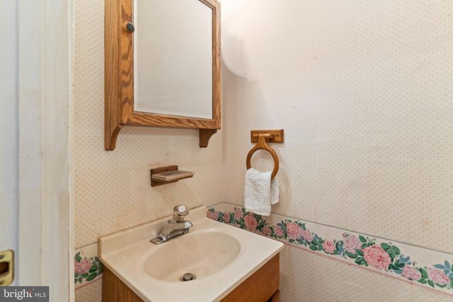 $408,000 | 18044 Cactus Court, Gaithersburg, MD 20877