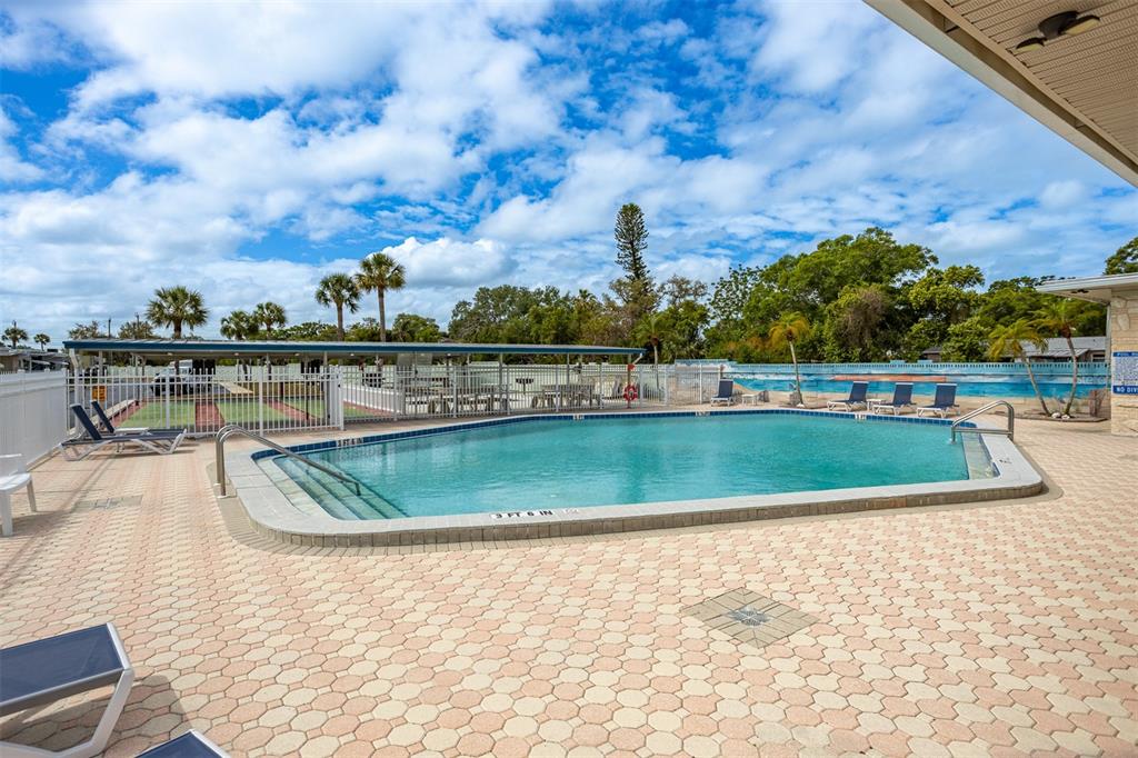 250 Rosery Road Northwest, Unit 298 Largo, FL 33770 - Photo 25 of 38