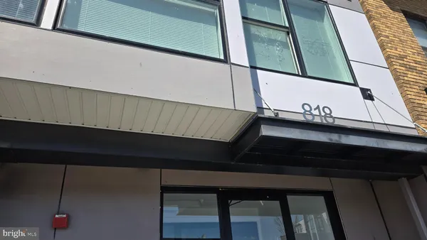 $3,800 | 818 Bladensburg Road Northeast, Unit 404, Washington, DC 20002
