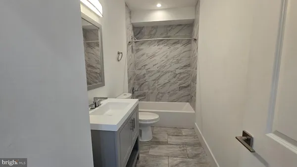 $3,800 | 818 Bladensburg Road Northeast, Unit 404, Washington, DC 20002