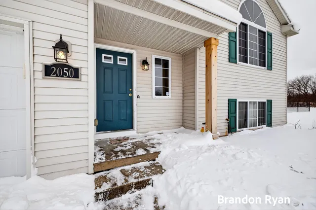 $330,000 | 2050 Stag Court Northeast, Cedar Springs, MI 49319