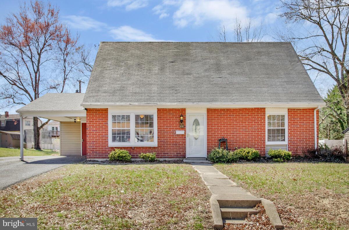 front view of house with a yard