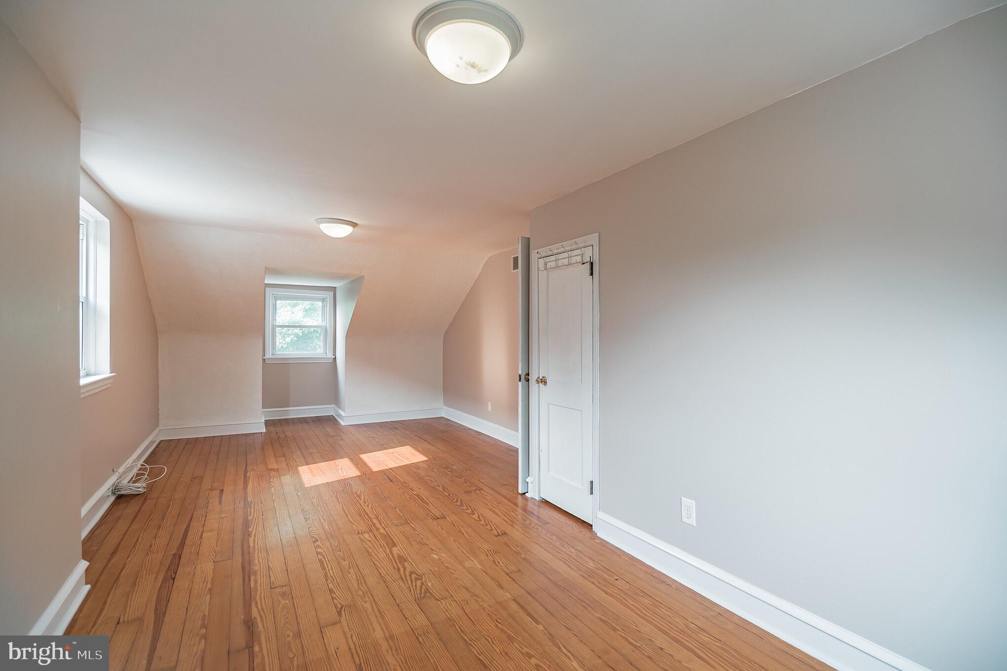 112 Crooked Billet Road Hatboro, PA 19040 - Photo 18 of 28 Second Bedroom