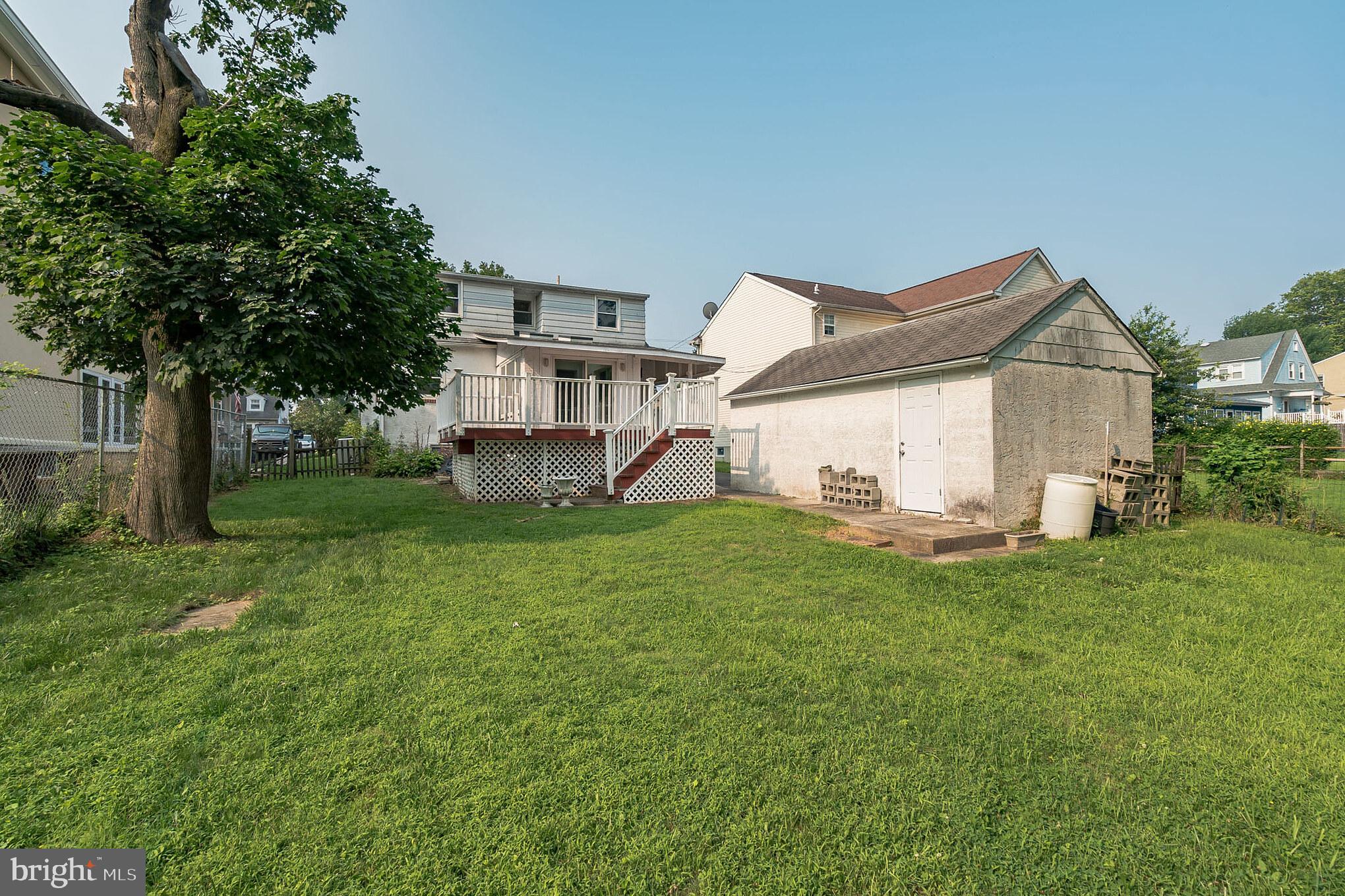 112 Crooked Billet Road Hatboro, PA 19040 - Photo 26 of 28 Backyard