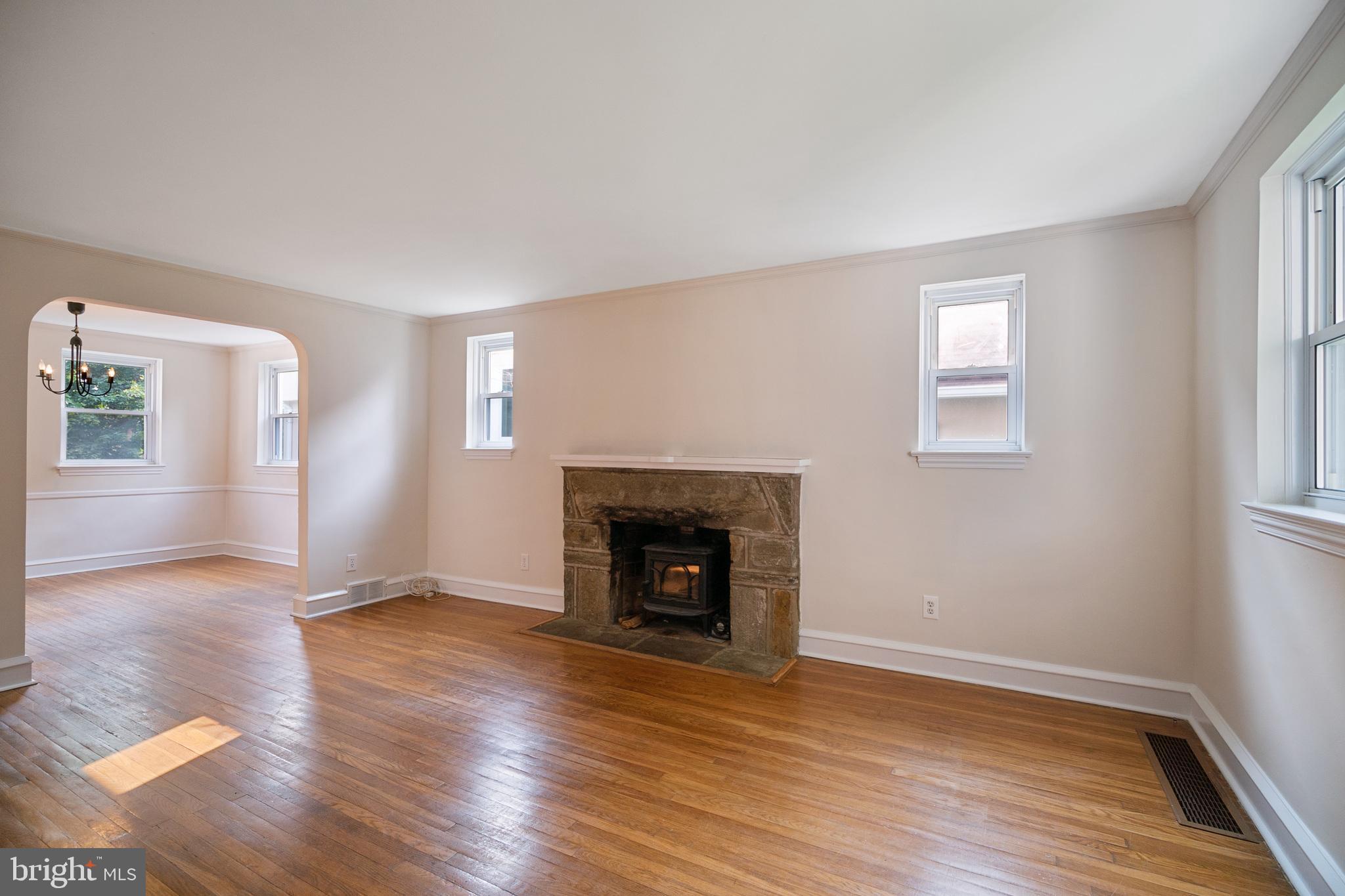 112 Crooked Billet Road Hatboro, PA 19040 - Photo 4 of 28 Living Room with Wood Stove