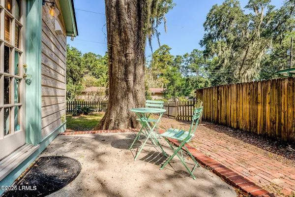 $2,000 | 2514 Acorn Hill Avenue, Beaufort, SC 29902