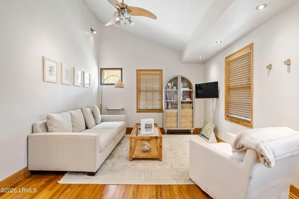 $2,000 | 2514 Acorn Hill Avenue, Beaufort, SC 29902