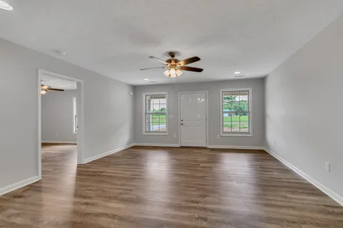 $335,000 | 393 Flowertown Road, Normandy, TN 37360