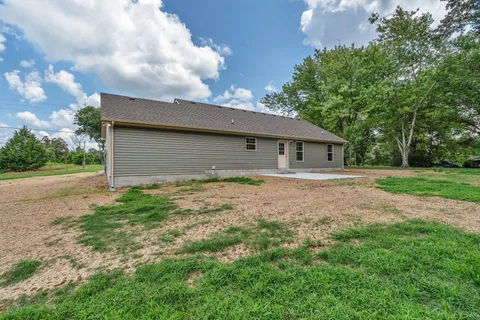 $335,000 | 393 Flowertown Road, Normandy, TN 37360
