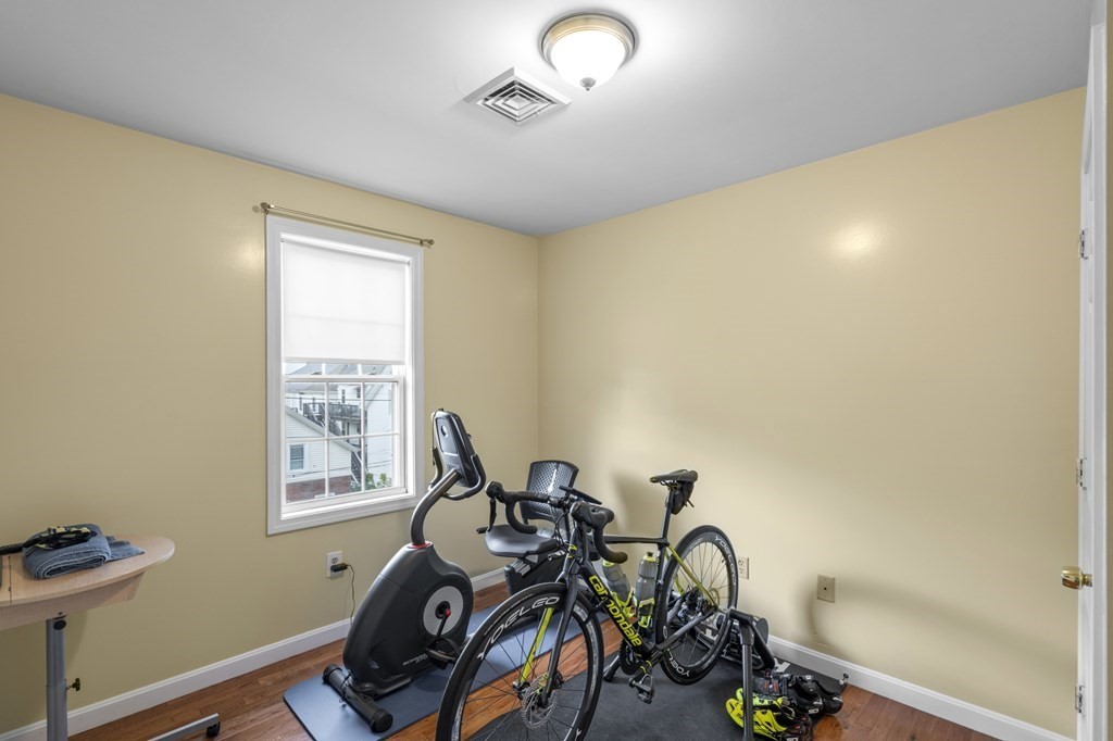 140 Grant Street Fall River, MA 02721 - Photo 17 of 42