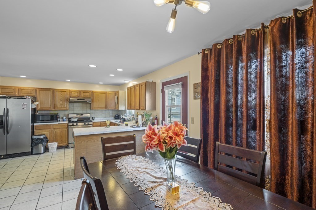 140 Grant Street Fall River, MA 02721 - Photo 24 of 42