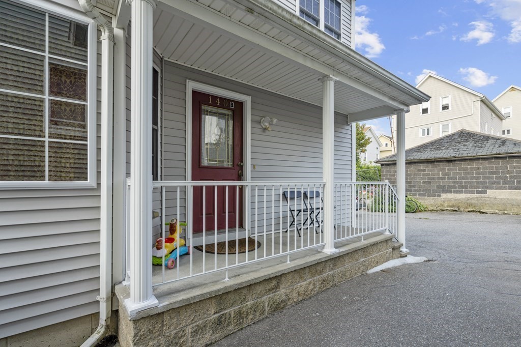 140 Grant Street Fall River, MA 02721 - Photo 3 of 42
