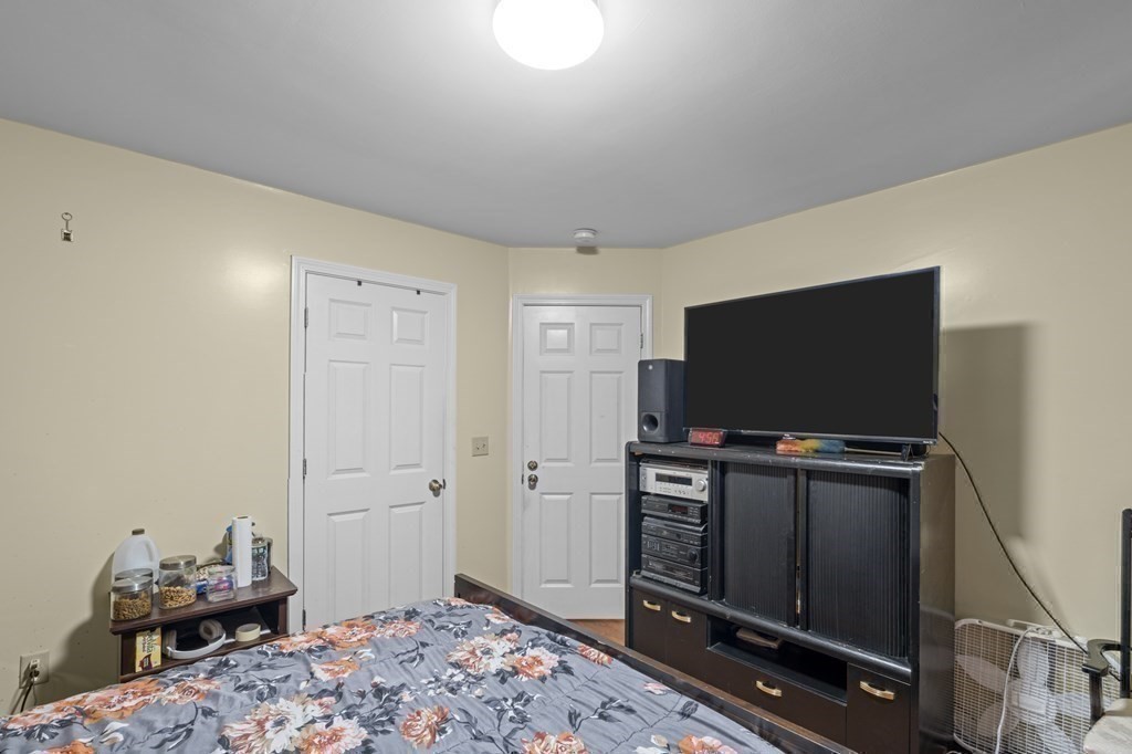 140 Grant Street Fall River, MA 02721 - Photo 35 of 42