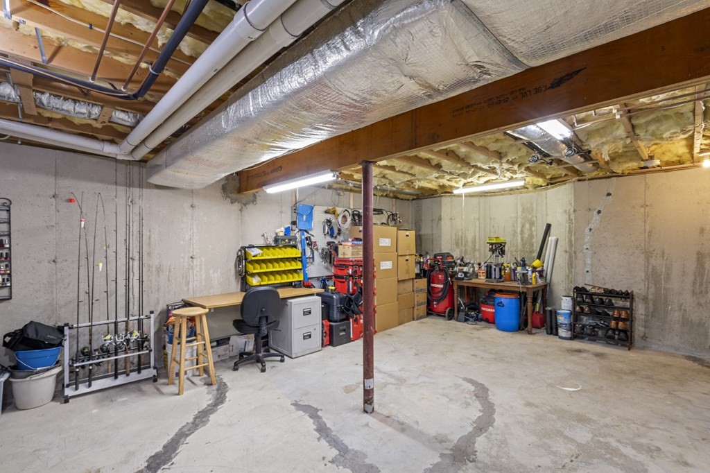 140 Grant Street Fall River, MA 02721 - Photo 41 of 42