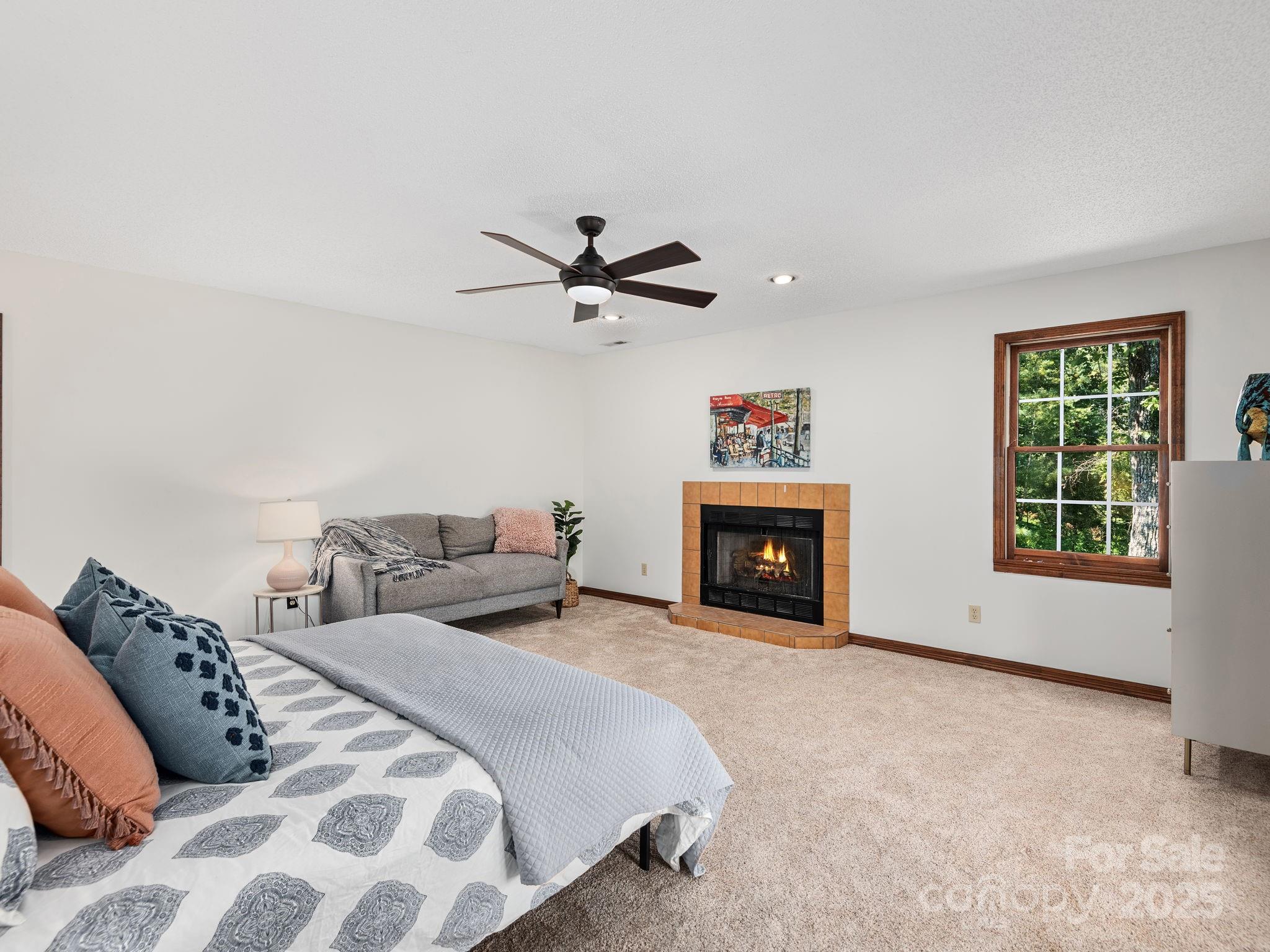 12 Sunny Ridge Drive Asheville, NC 28804 - Photo 17 of 37