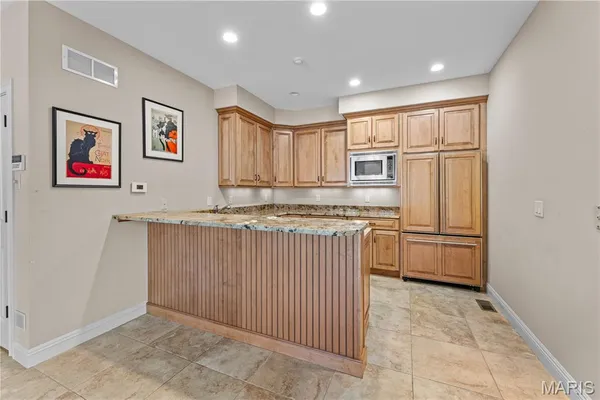 $1,949,000 | 12932 Sunset Bluff Court, St. Louis, MO 63127