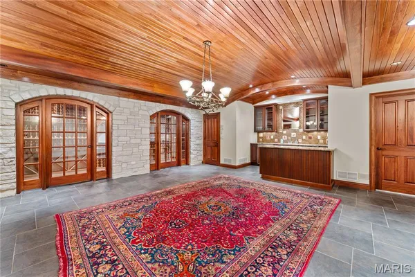 $1,949,000 | 12932 Sunset Bluff Court, St. Louis, MO 63127