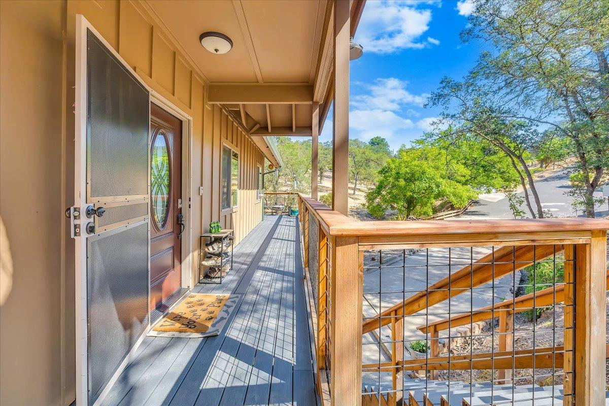 1499 Sawmill Road, Unit 594 Copperopolis, CA 95228 - Photo 12 of 98 Hardie-board siding gives peace-of-mind for years to come!