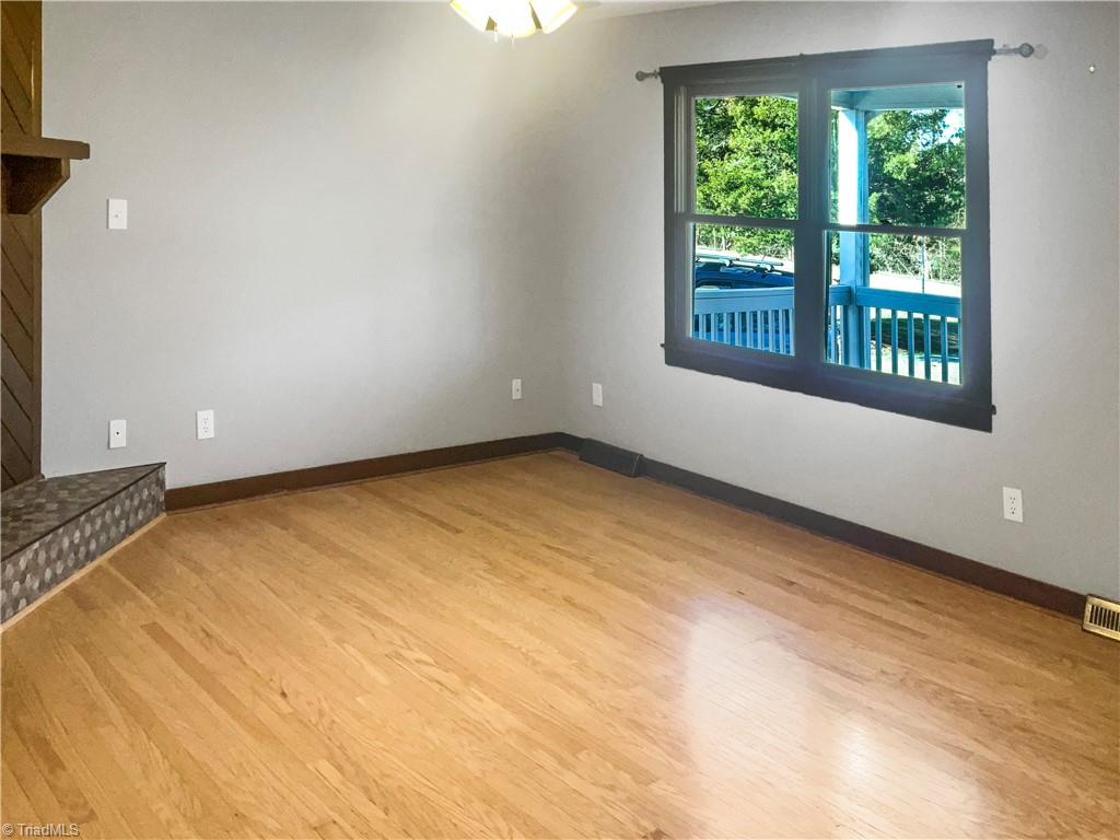 699 Snead Road Winston-Salem, NC 27103 - Photo 3 of 20 Gallery Image 3