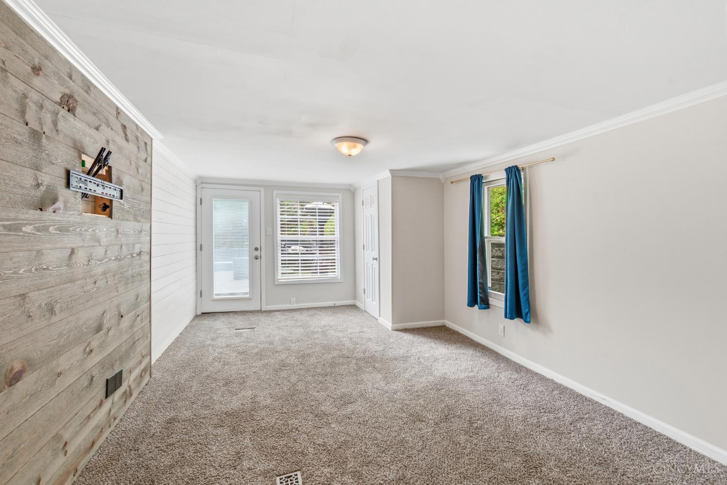 4261 Walton Creek Road Cincinnati, OH 45243 - Photo 12 of 31