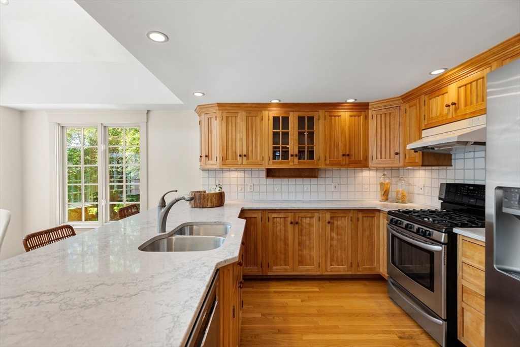 2380 Massachusetts Avenue Lexington, MA 02421 - Photo 8 of 32