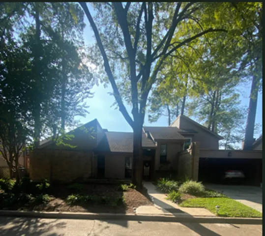 $2,300 | 179 Old Bridge Lake Street, Houston, TX 77069