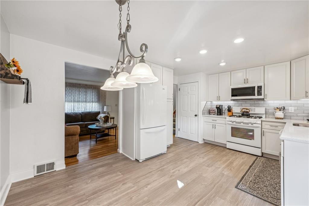 13511 Ormsby Drive Irwin, PA 15642 - Photo 15 of 36