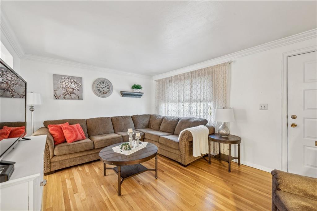 13511 Ormsby Drive Irwin, PA 15642 - Photo 6 of 36