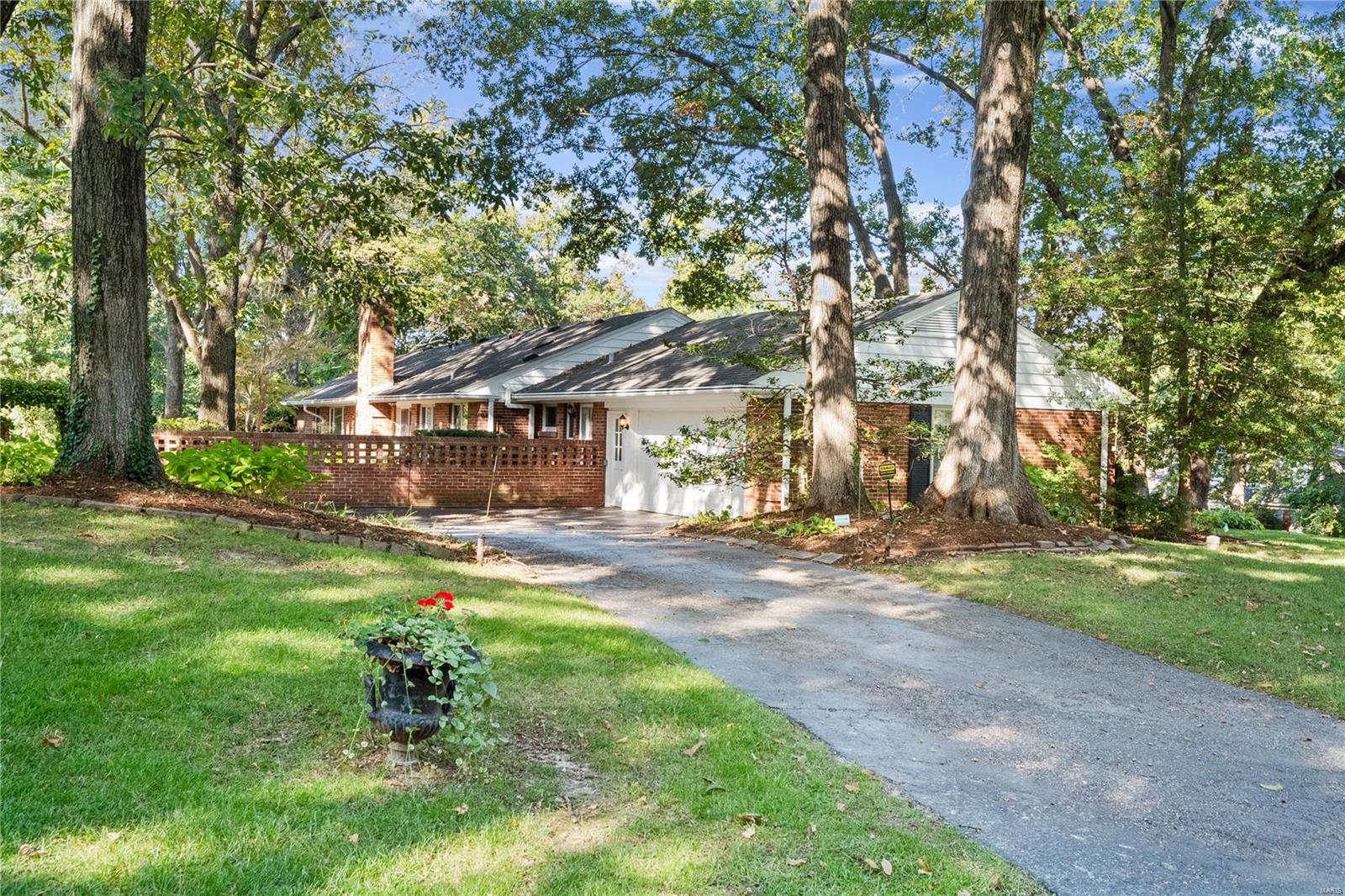 9884 Copper Hill Road St. Louis, MO 63124 - Photo 40 of 45 Gallery Image 40