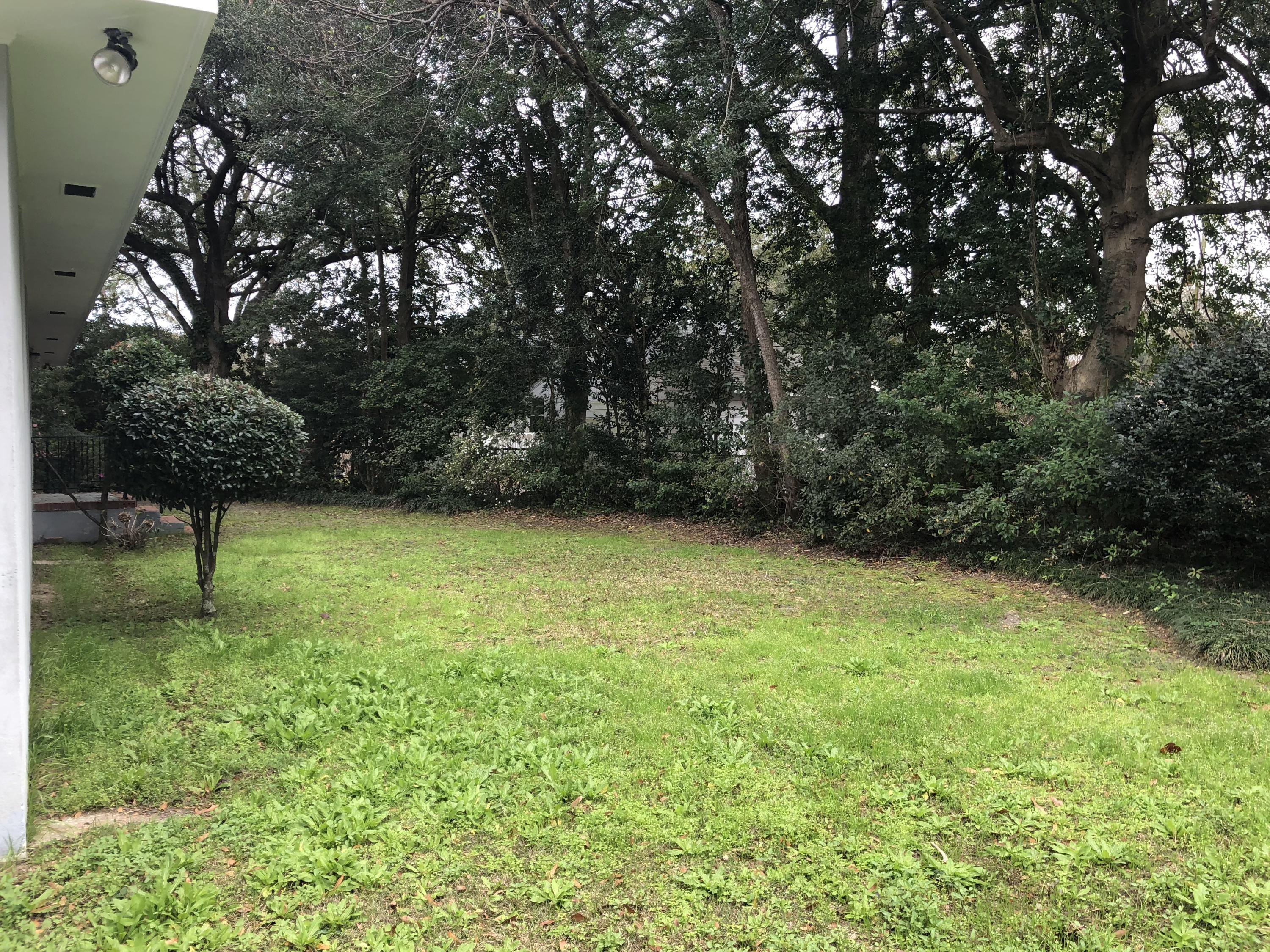 7 Sheridan Road Charleston, SC 29407 - Photo 16 of 24 Fantastic Back yard!