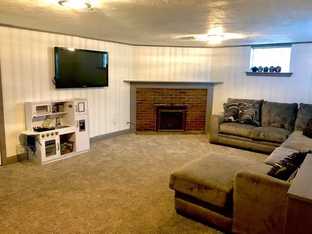 500 Sleepy Hollow Road Pittsburgh, PA 15228 - Photo 17 of 20 Game room