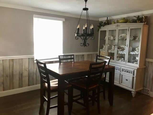 500 Sleepy Hollow Road Pittsburgh, PA 15228 - Photo 5 of 20 Dining room