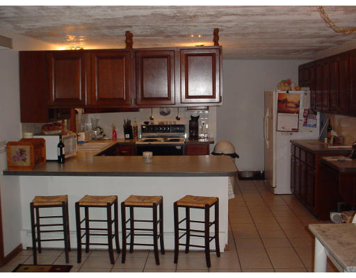 142 Leslie Road Rowley, MA 01969 - Photo 13 of 15