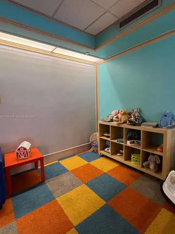 $7,900 | 1581 Brickell Avenue, Unit 2005, Miami, FL 33129