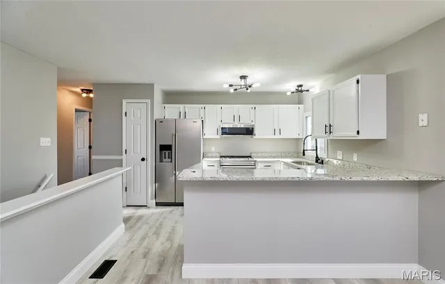 $349,900 | 1708 Lynncove Lane, St. Charles, MO 63303