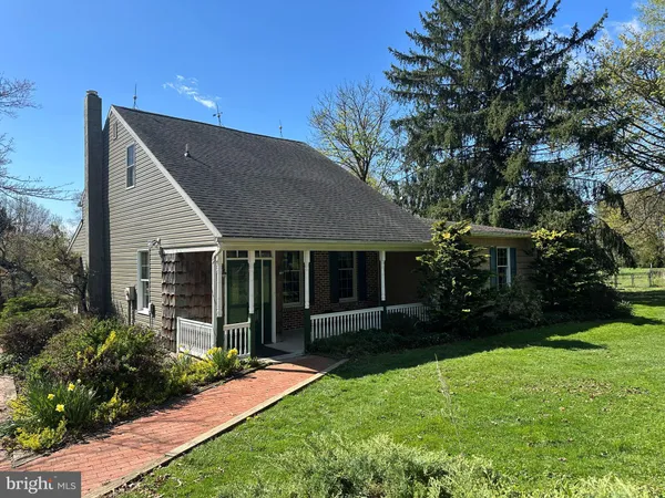 $750,000 | 1974 Yingling Drive, Spring Grove, PA 17362