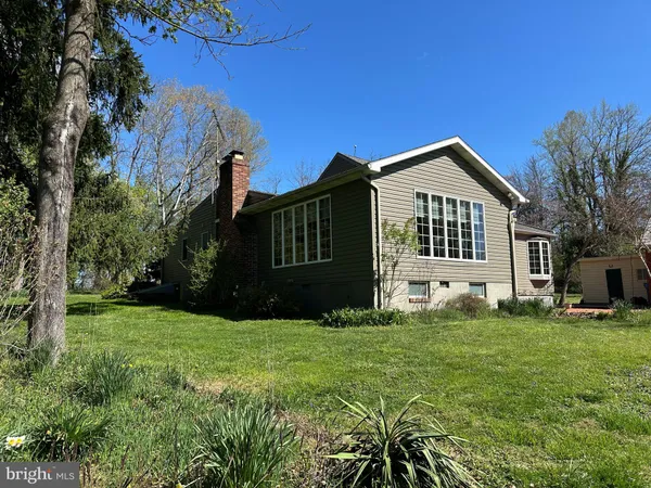 $750,000 | 1974 Yingling Drive, Spring Grove, PA 17362