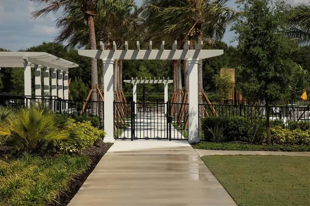 $3,500 | 1019 Waterline Court, Sarasota, FL 34240