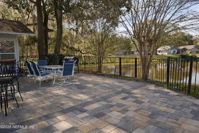 $325,000 | 8226 Lake Woodbourne Drive East, Jacksonville, FL 32217