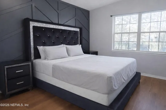 $325,000 | 8226 Lake Woodbourne Drive East, Jacksonville, FL 32217