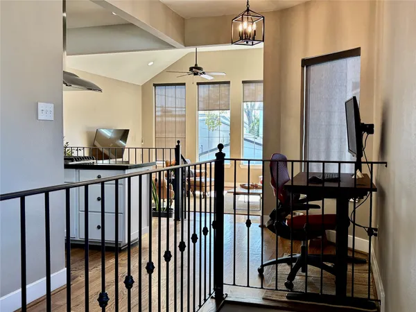$3,350 | 919 West 15th Street, Houston, TX 77008