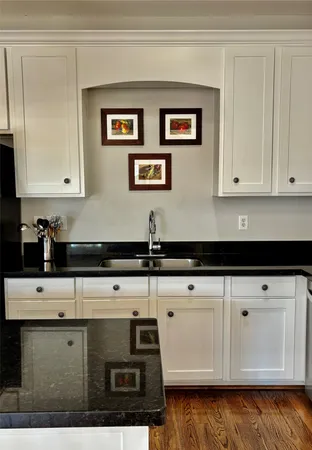 $3,350 | 919 West 15th Street, Houston, TX 77008