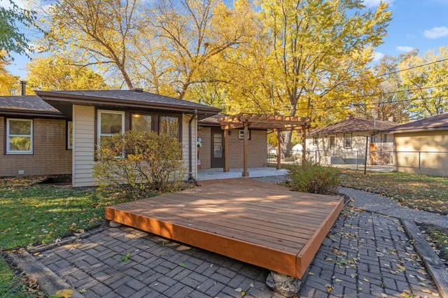 $374,900 | 9523 10th Avenue South, Bloomington, MN 55420