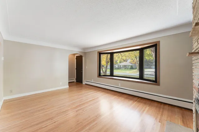 $374,900 | 9523 10th Avenue South, Bloomington, MN 55420