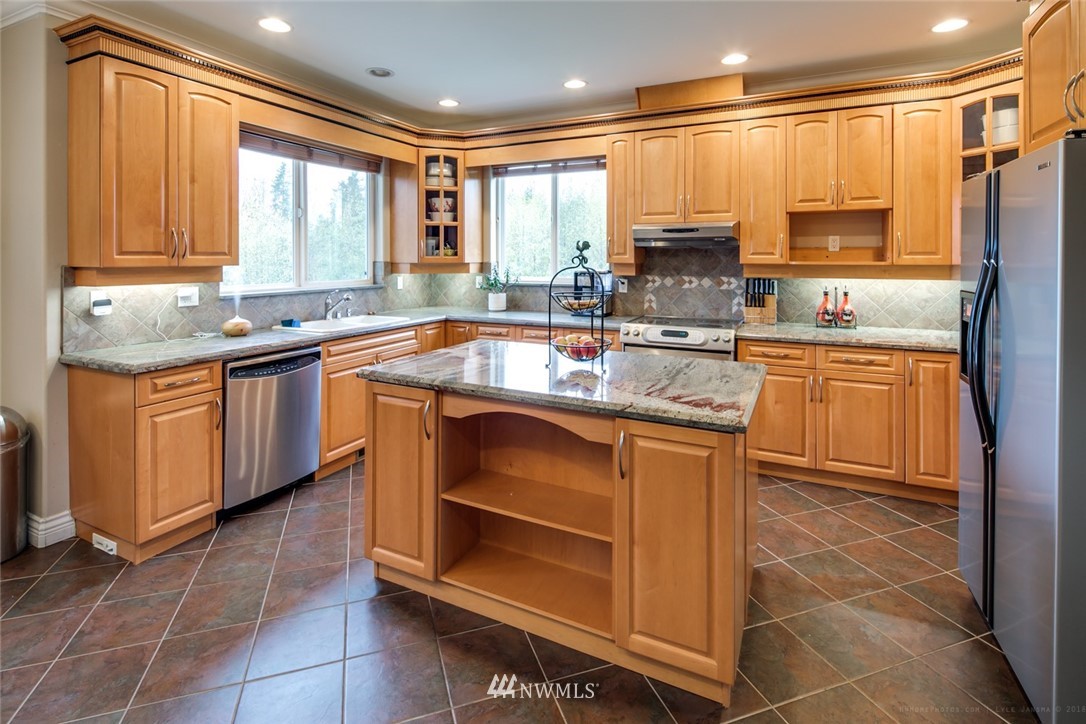 5583 Guide Meridian Bellingham, WA 98226 - Photo 9 of 36 Gallery Image 9