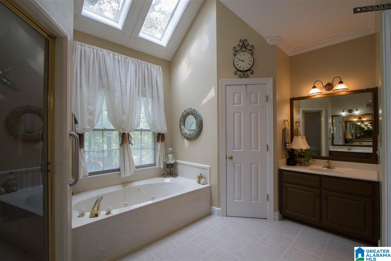 305 Newgate Court Alabaster, AL 35007 - Photo 23 of 50
