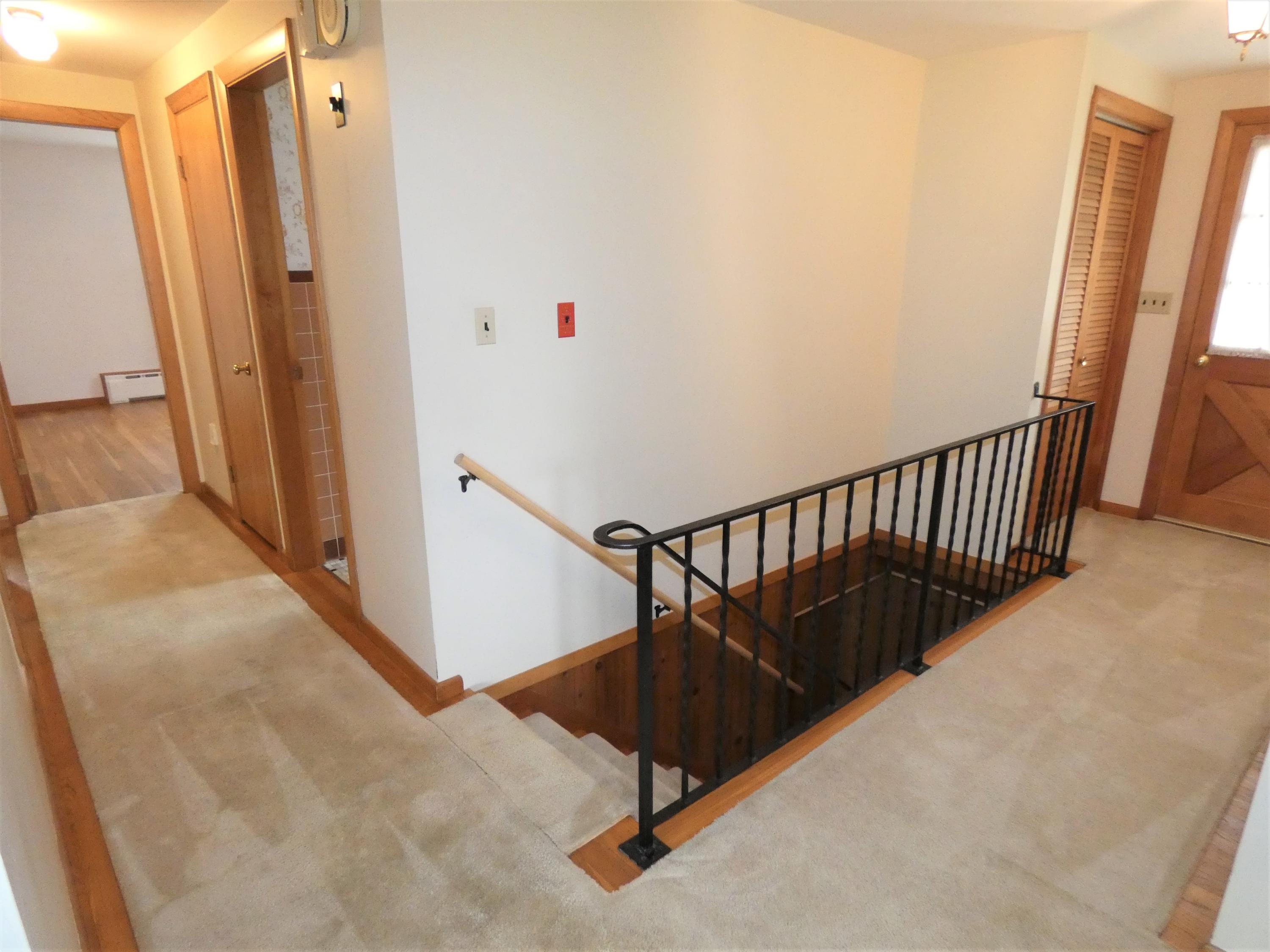 69 Cressey Road Gorham, ME 04038 - Photo 11 of 38 Front Entry